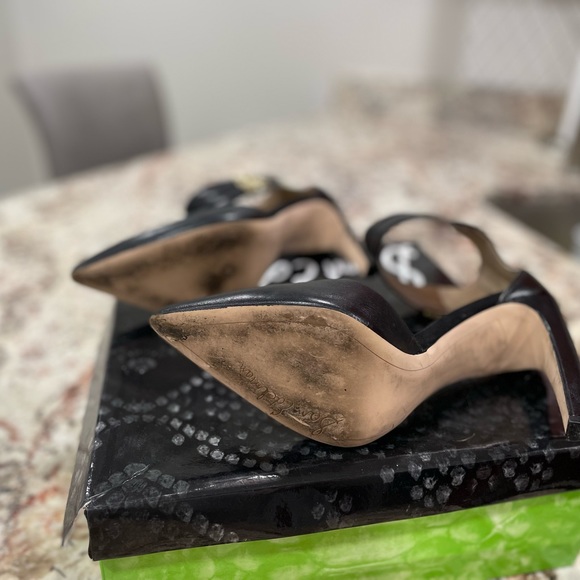 Black, leather, high heels, gently worn, soft leather, very comfortable. - Picture 4 of 4